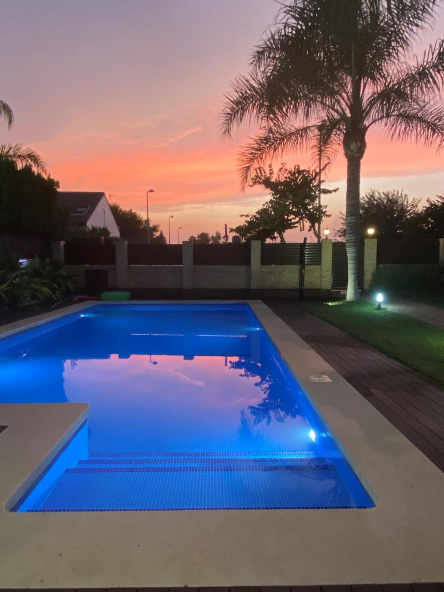 Casa Junto Al Mar Con Jardin Villa Sagunto Bagian luar foto