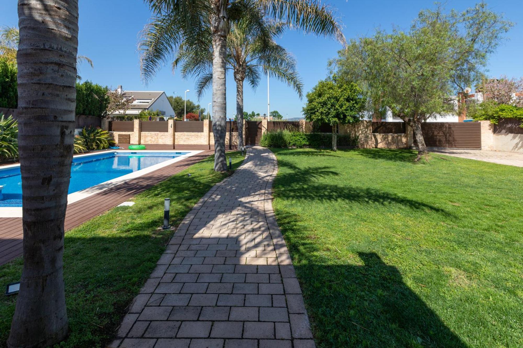Casa Junto Al Mar Con Jardin Villa Sagunto Bagian luar foto