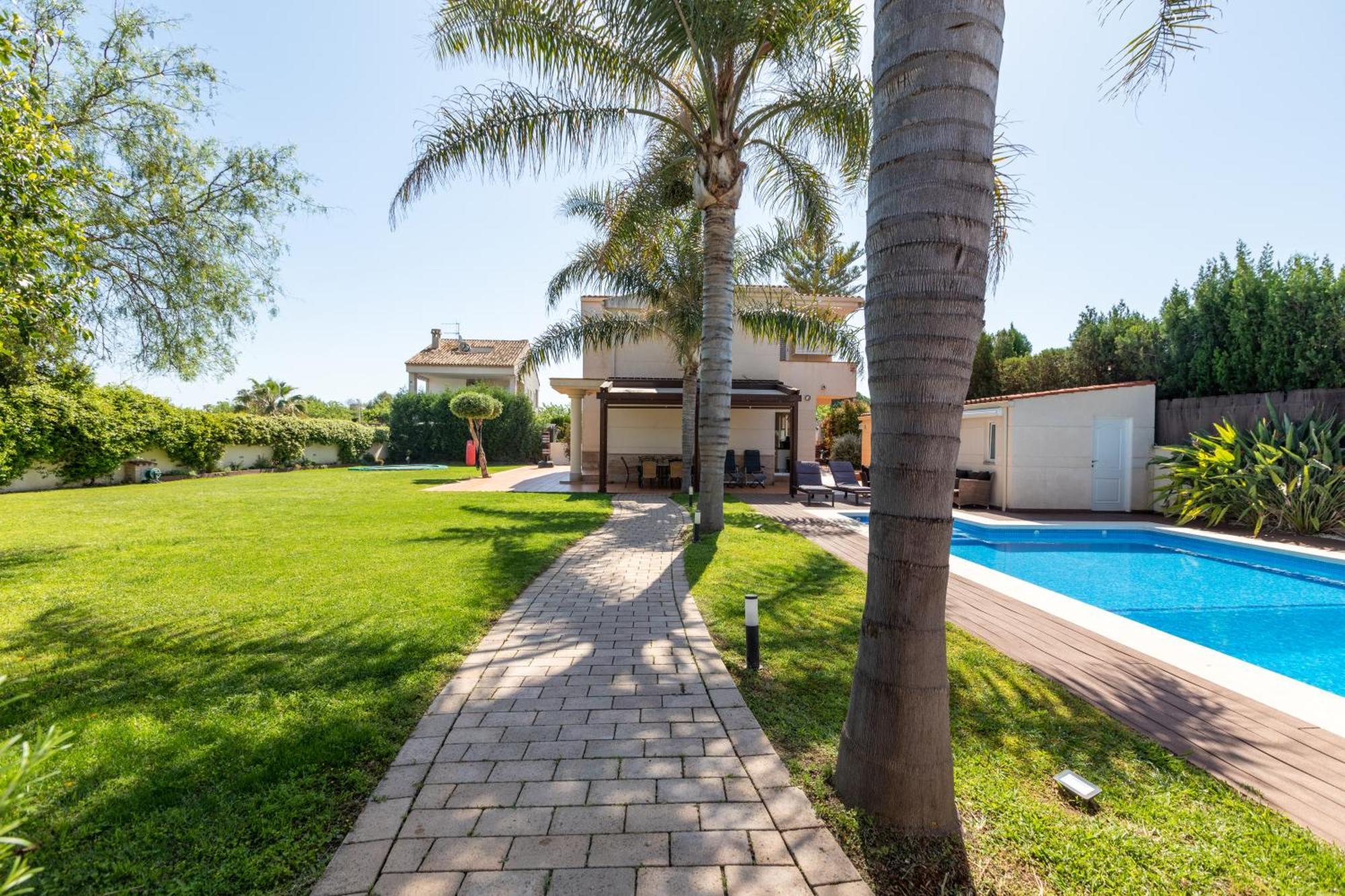 Casa Junto Al Mar Con Jardin Villa Sagunto Bagian luar foto